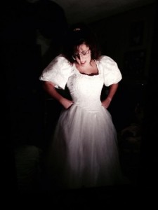 Kari in her wedding dress